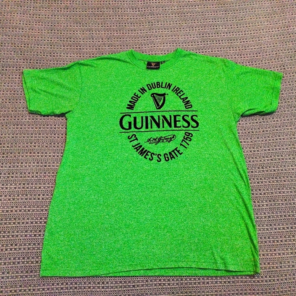 Guinness Beer Dublin Ireland signature green T-shirt Mens Large St Patrick’s Day